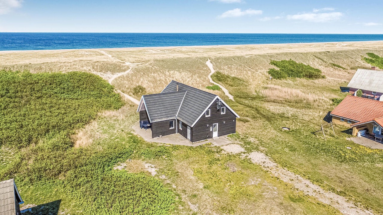 Photo of Others in Vrist Strand