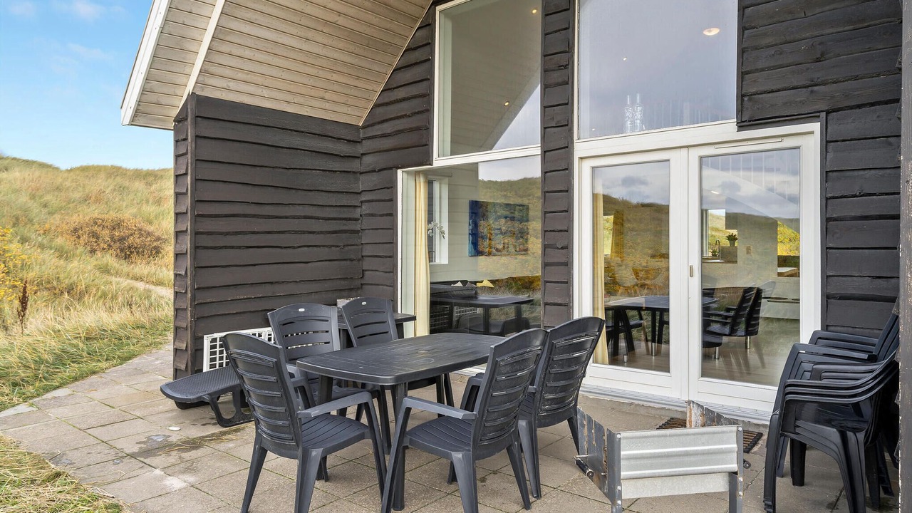 Photo of Outdoor in Vrist Strand