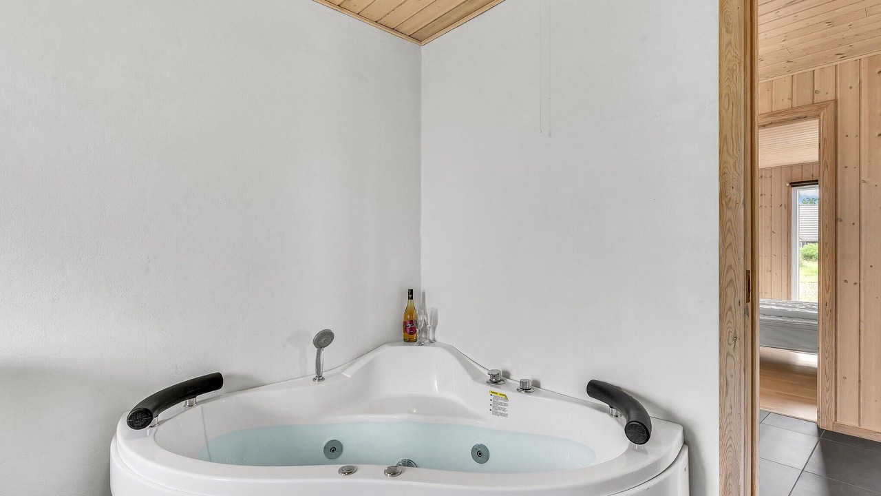 Photo of Bathroom in Skjern