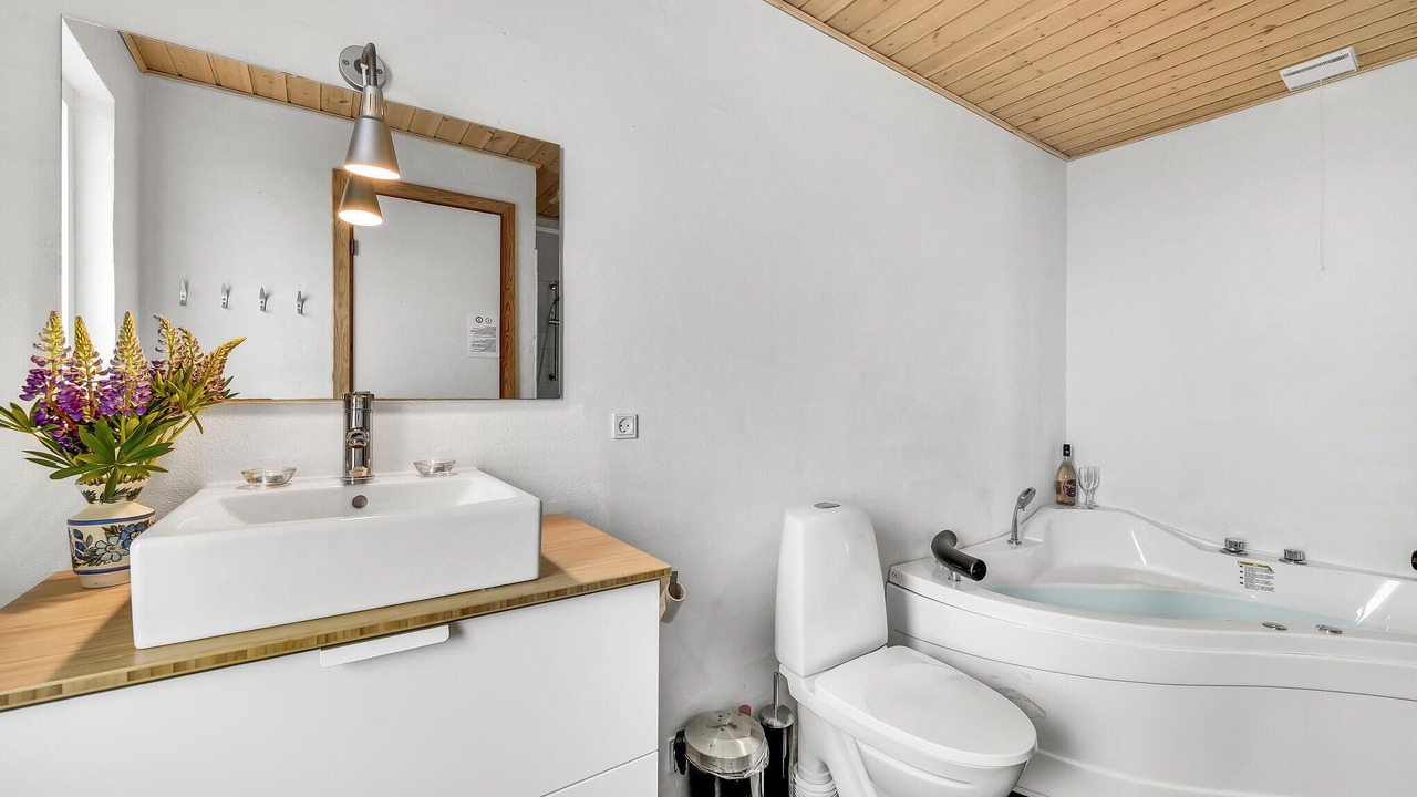 Photo of Bathroom in Skjern