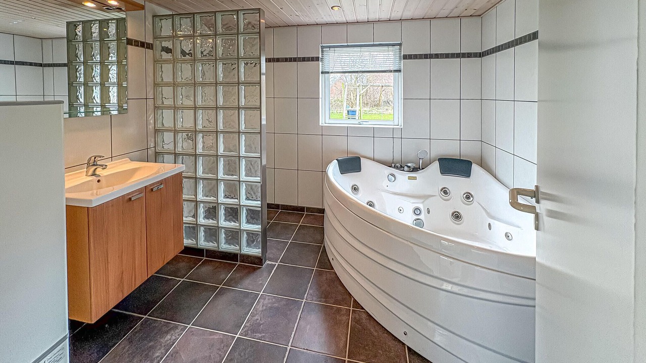 Photo of Bathroom in Vinderup