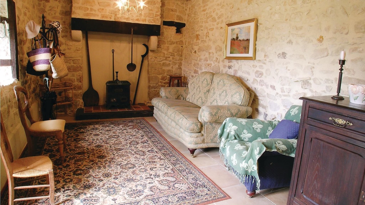 Photo of Bedroom in Beaulieu-sur-Sonnette