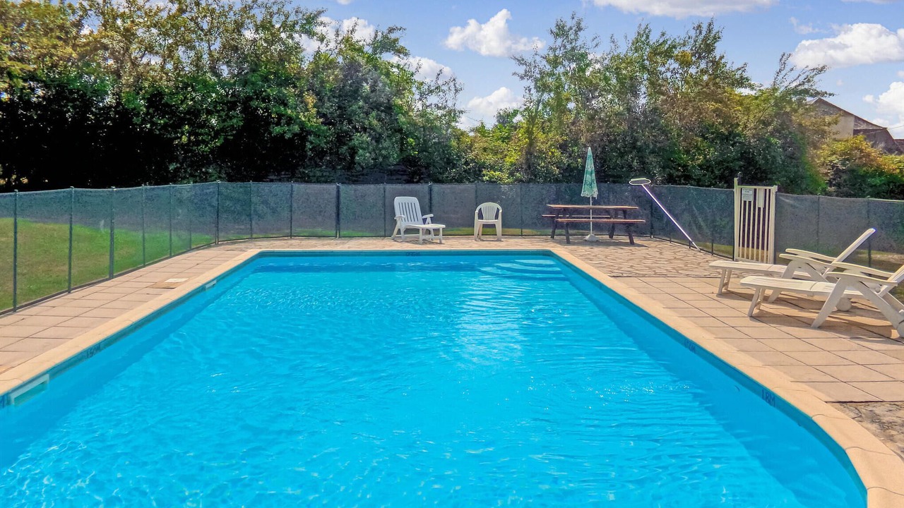 Photo of Outdoor in Eglise-Neuve-d'Issac