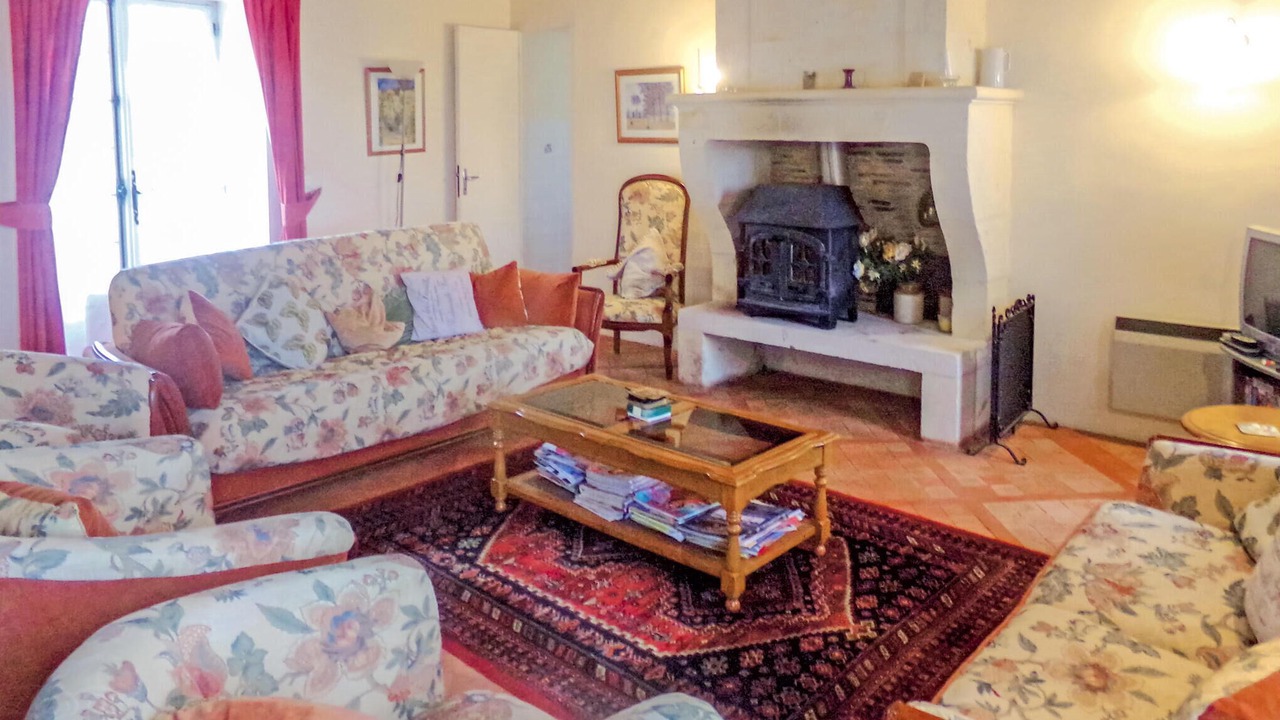 Photo of Bedroom in Eglise-Neuve-d'Issac
