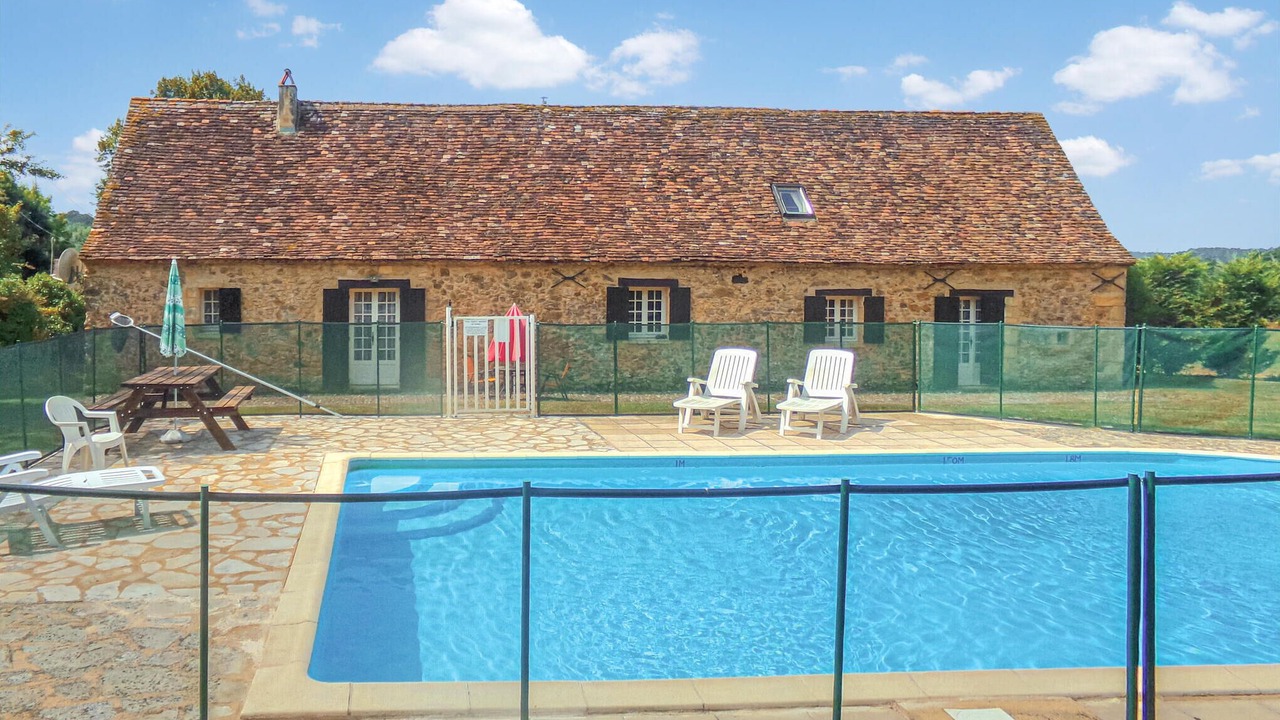 Photo of Outdoor in Eglise-Neuve-d'Issac