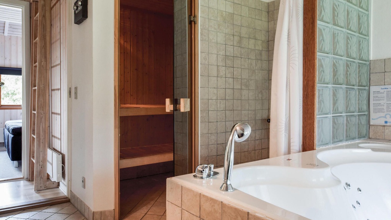 Photo of Bathroom in Tranekaer
