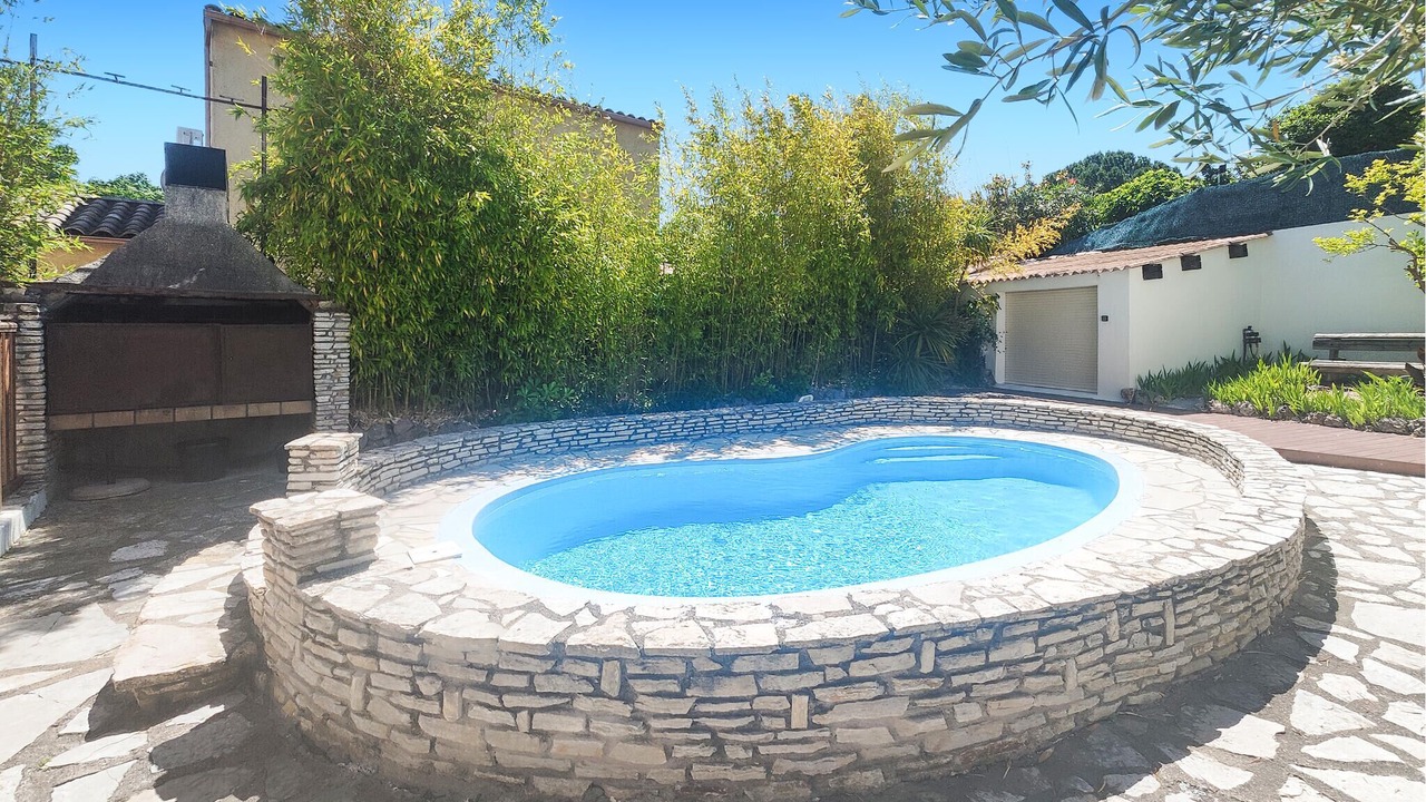 Photo of Outdoor in Tourbes