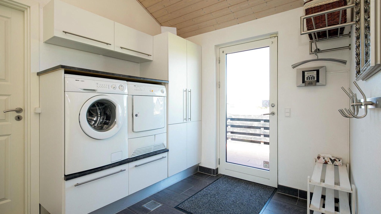 Photo of Others in Lokken