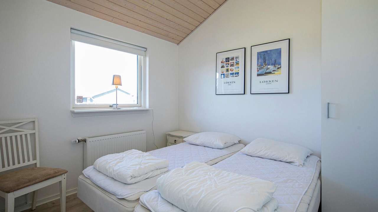 Photo of Others in Lokken