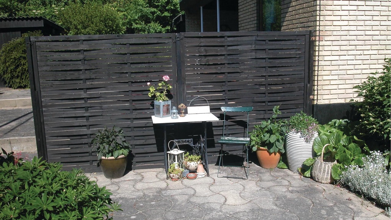 Photo of Others in Ronne