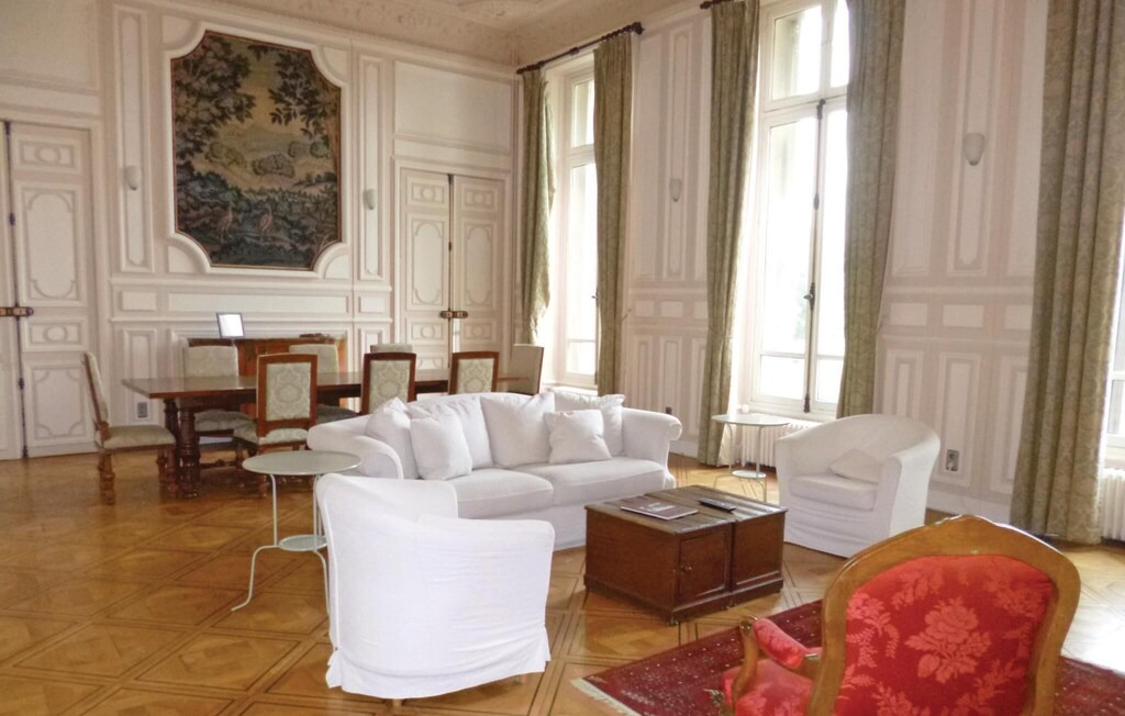 Photo of Livingroom in Ocquerre