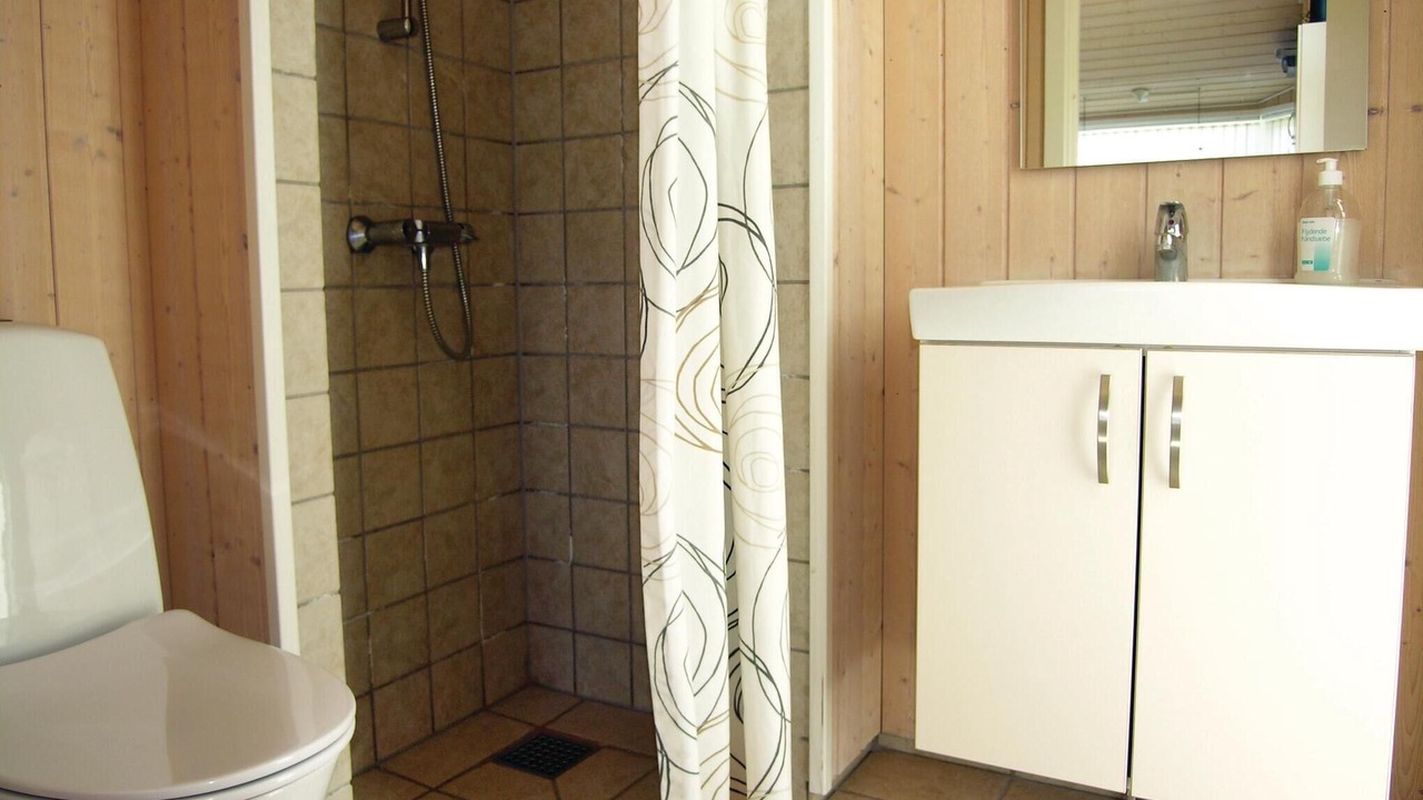Photo of Bathroom in Østerskov