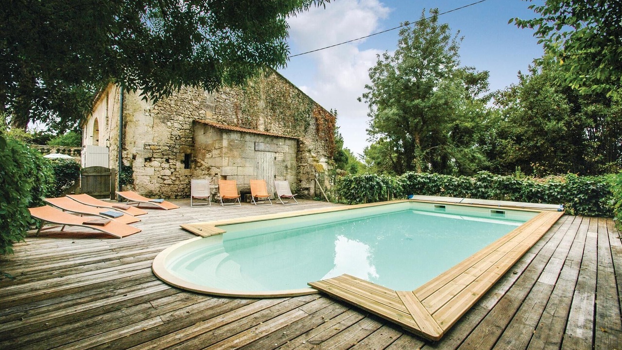 Photo of Outdoor in Saint-Germain-de-la-Riviere