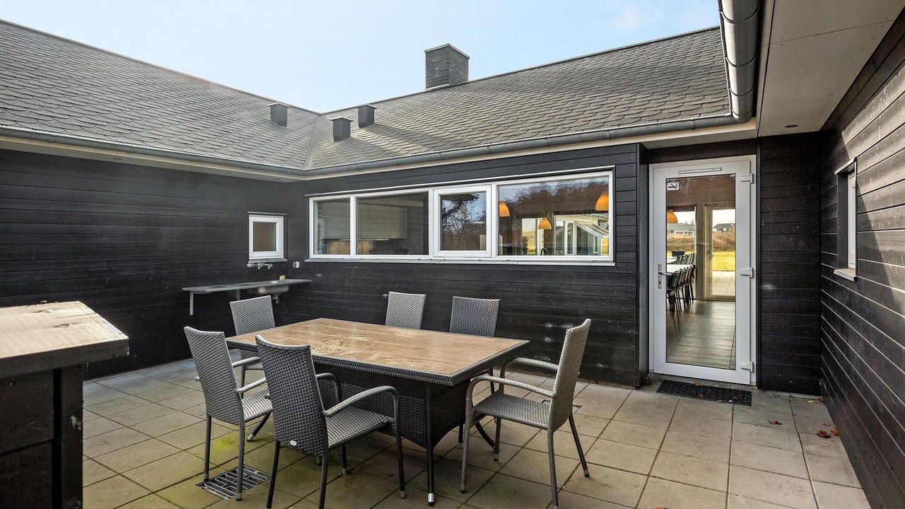 Photo of Others in Flovt Strand