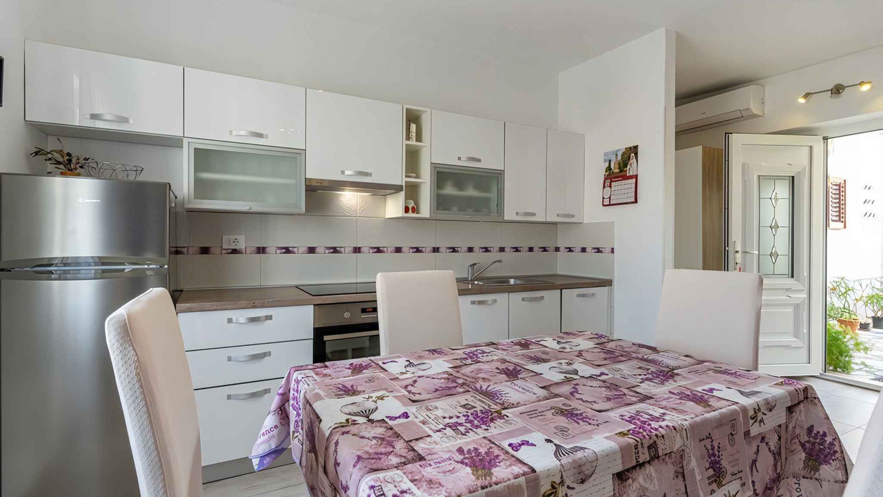 Photo of Kitchen in Cres