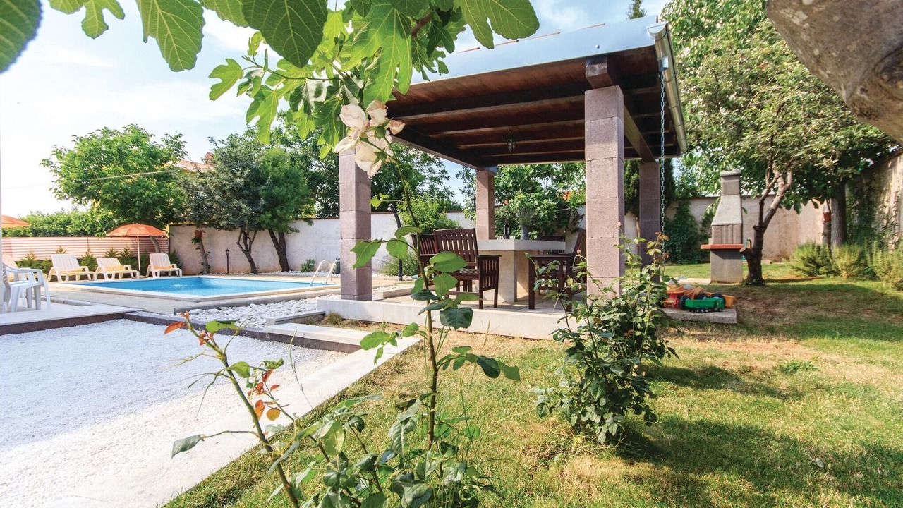 Photo of Outdoor in Skatari
