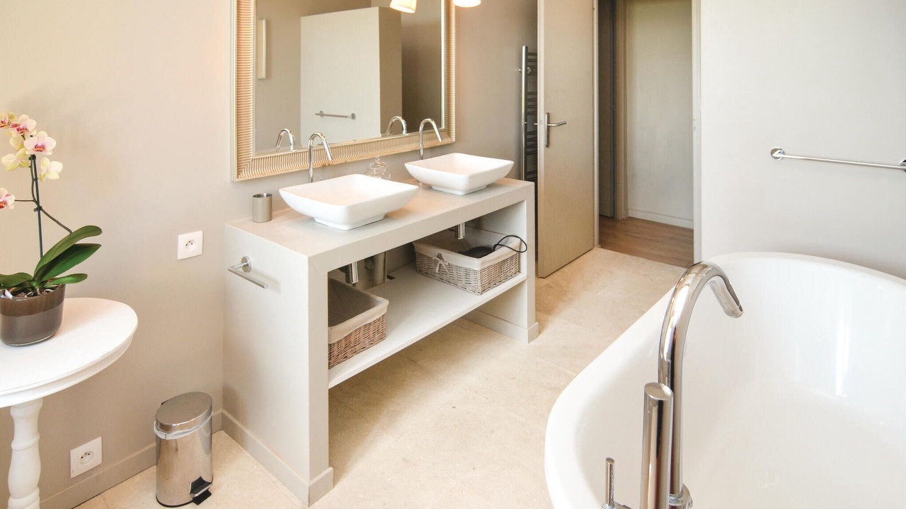 Photo of Bathroom in Saint-Gilles