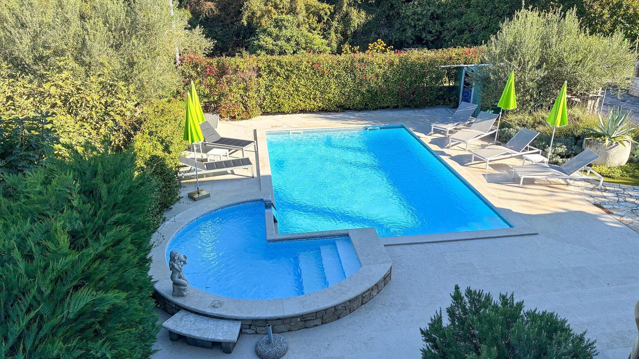 Photo of Outdoor in Plovanija