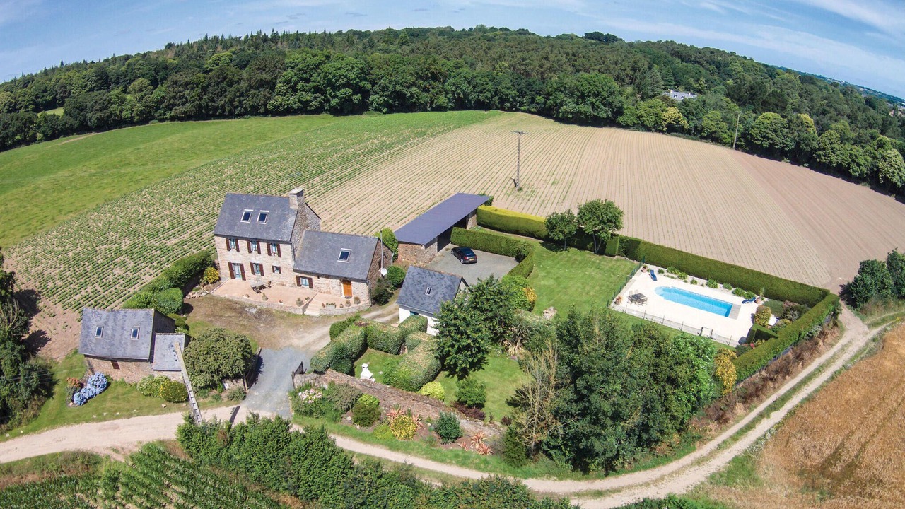 Photo of Bedroom in Le Ru