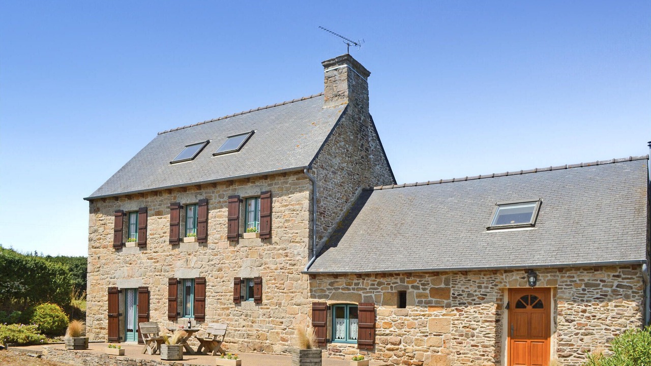 Photo of Others in Le Ru