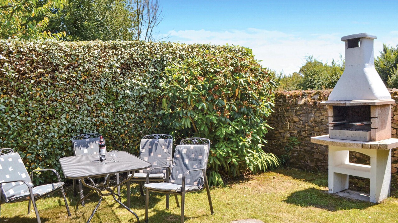 Photo of Others in Le Ru