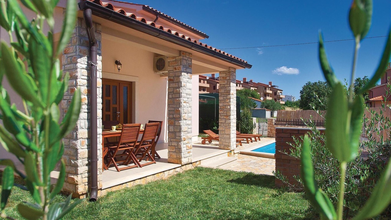 Photo of Outdoor in Liznjan