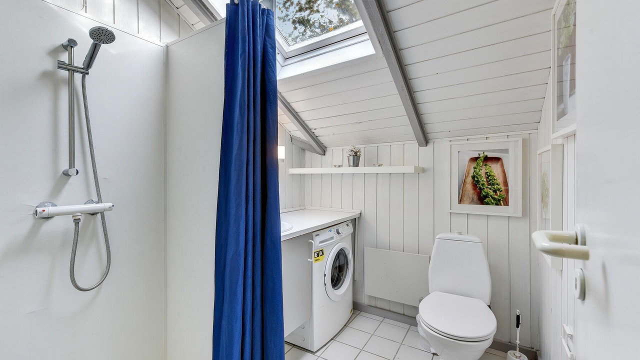 Photo of Bathroom in Skaven Strand