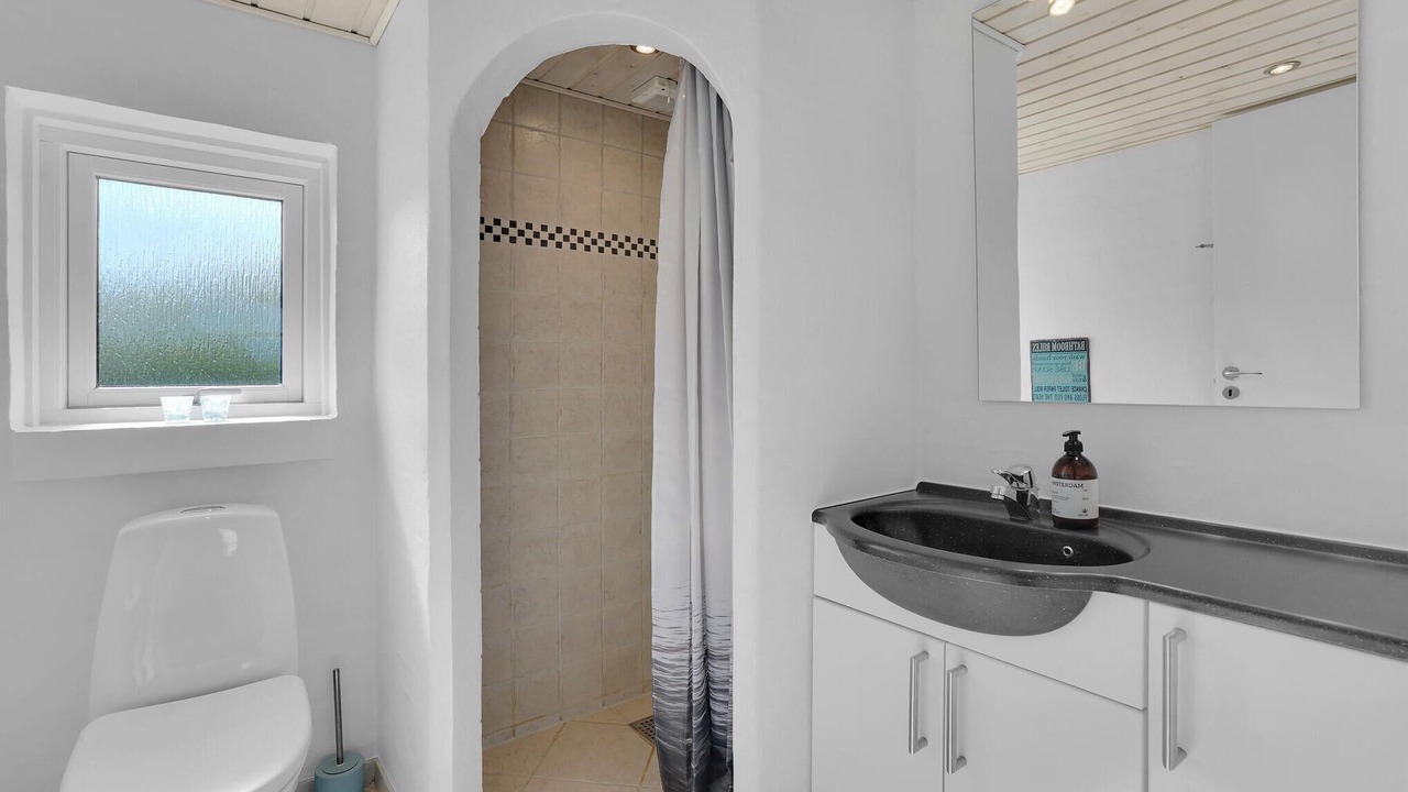 Photo of Bathroom in Krejbjerg