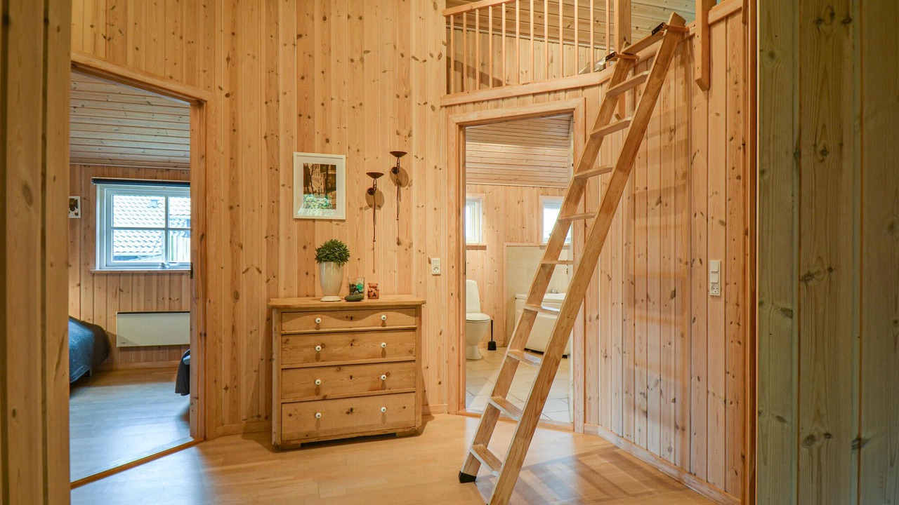 Photo of Others in Knebel