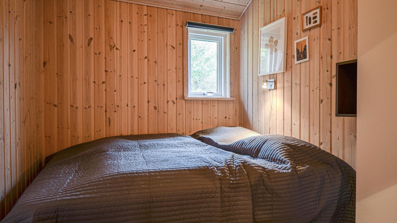 Photo of Others in Knebel