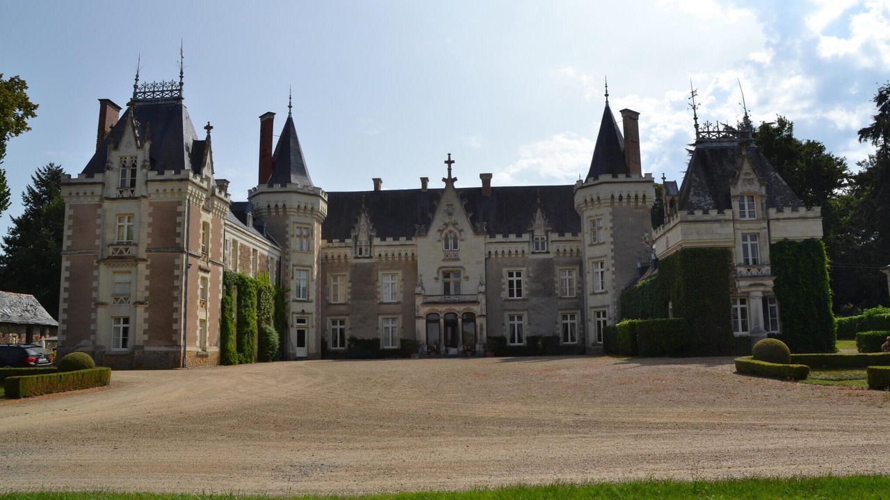 Photo of Others in Chenille-Change