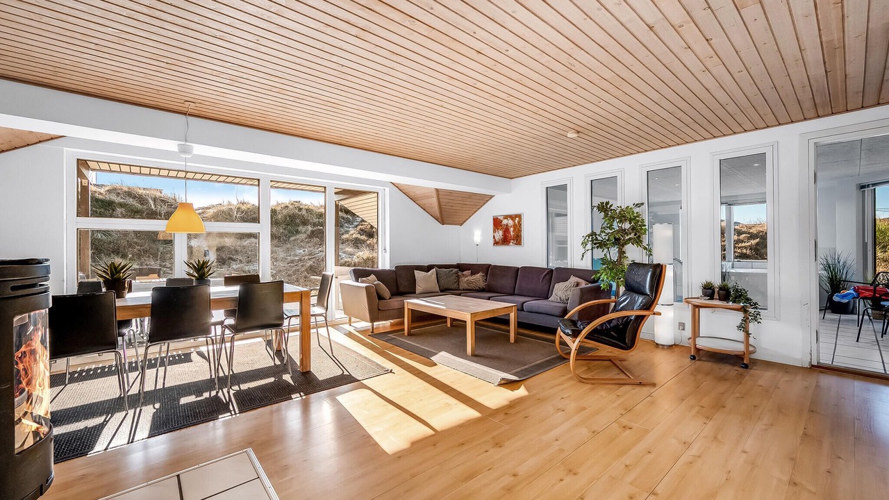 Photo of Bedroom in Henne Strand