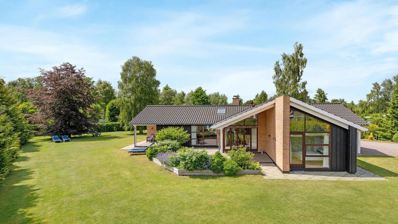 Photo of Others in Bøtø By