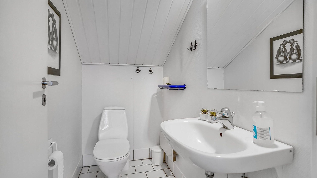 Photo of Bathroom in Jegum