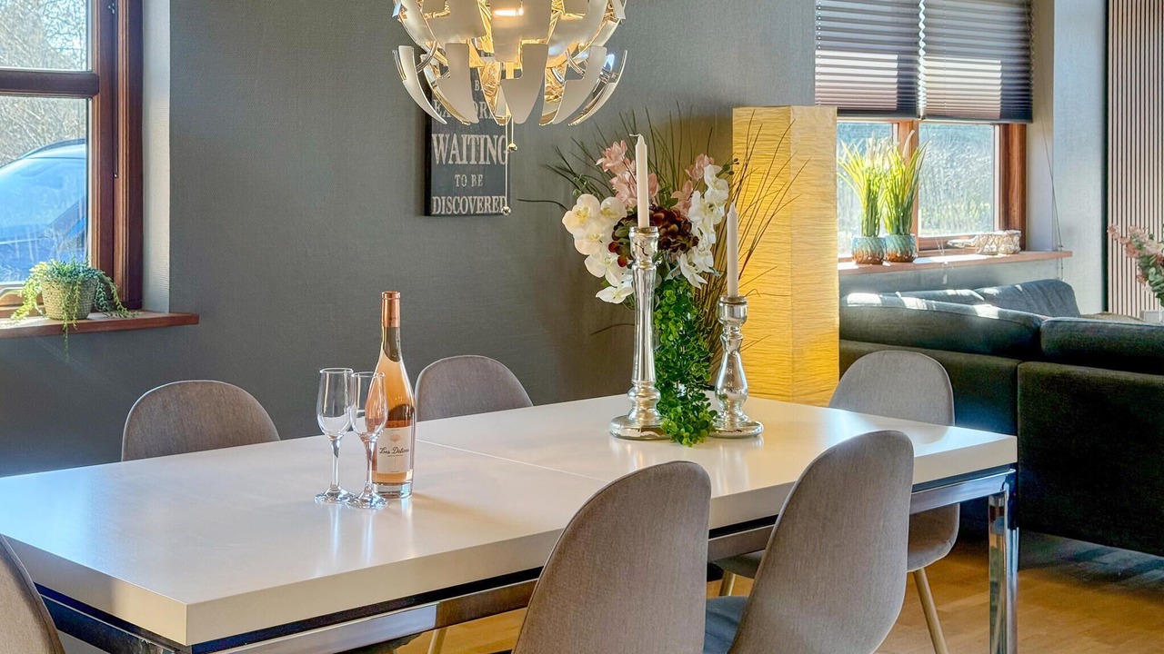 Photo of Bedroom in Hou