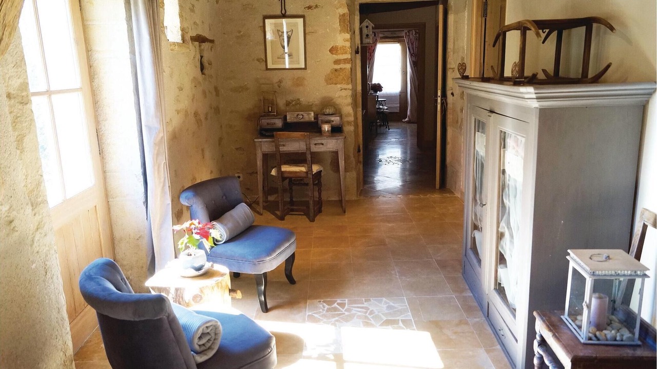 Photo of Bedroom in Ruffey-les-Beaune