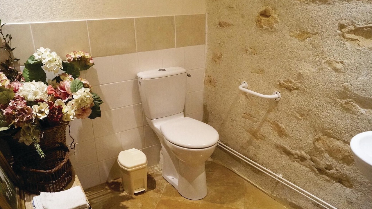 Photo of Bathroom in Ruffey-les-Beaune