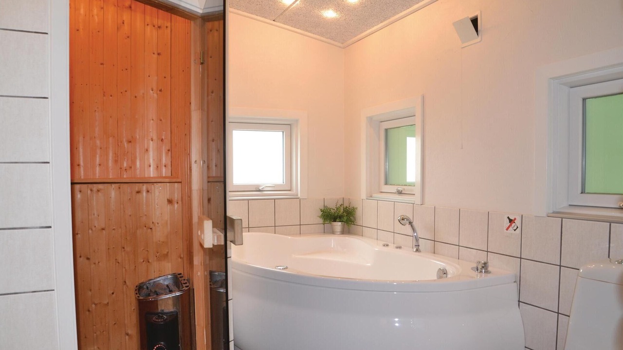 Photo of Bathroom in Ansager