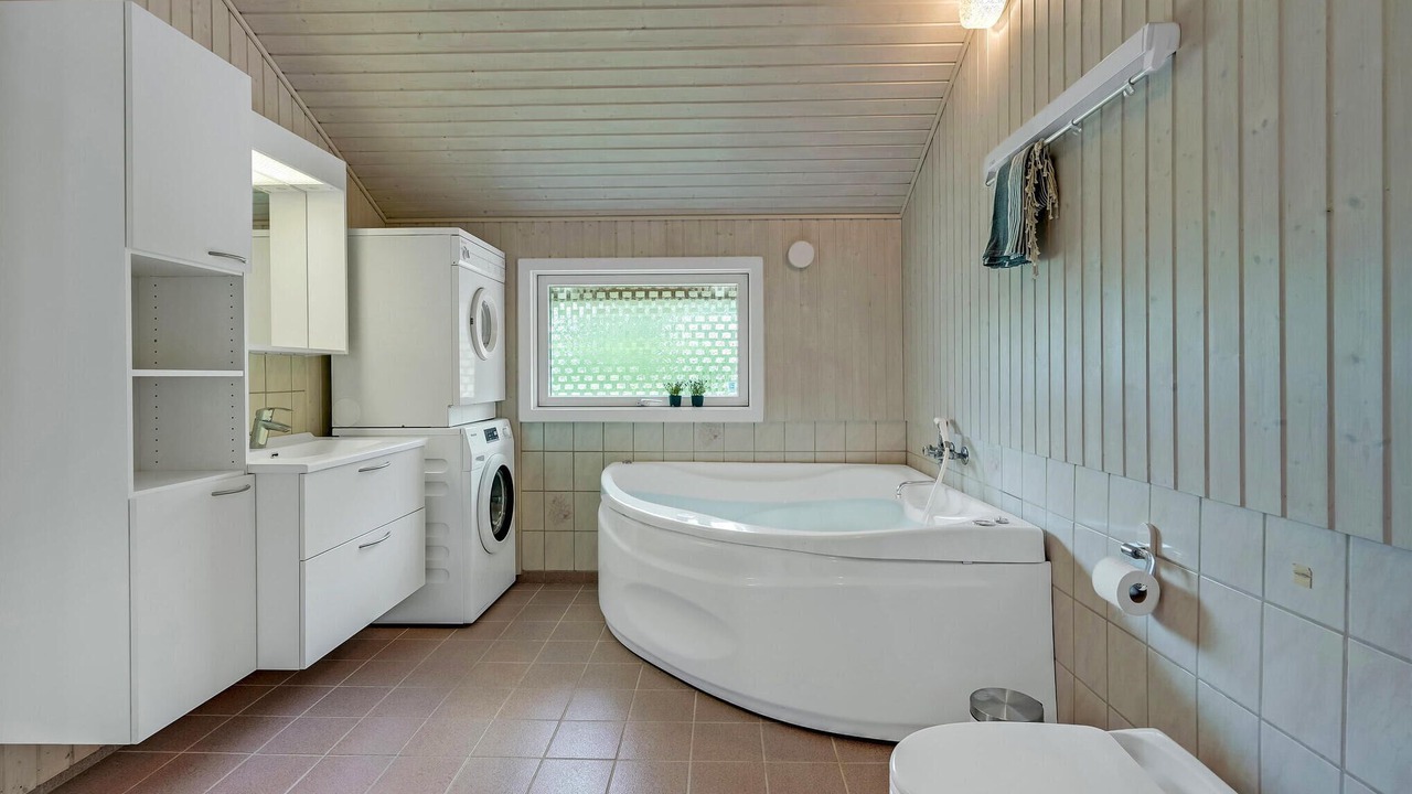 Photo of Bathroom in Dannemare