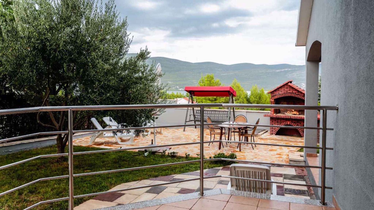 Photo of Patio Balcony in Pridraga