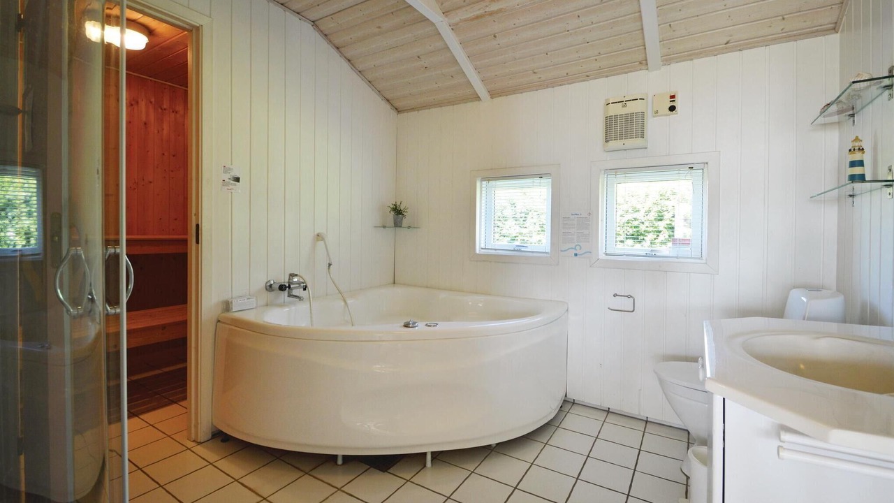 Photo of Bathroom in Grønninghoved Strand