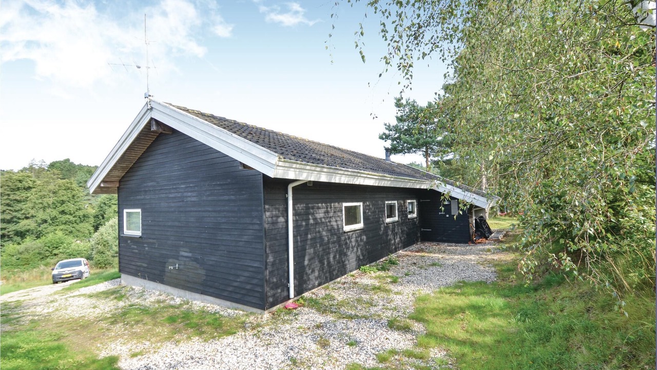 Photo of Others in Femmøller