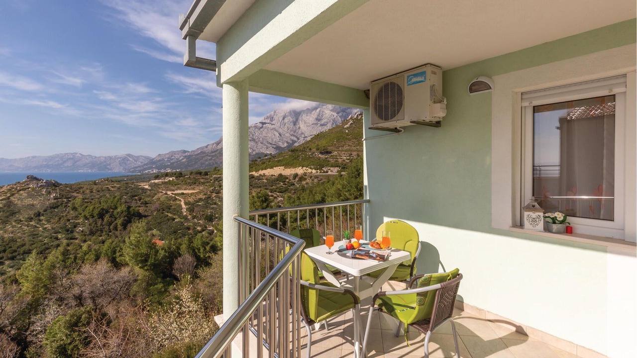 Photo of Patio Balcony in Bratus