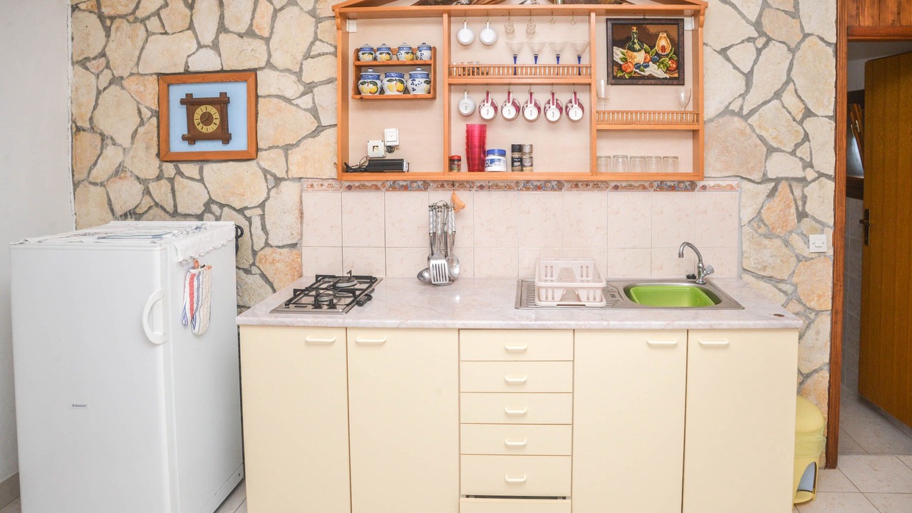 Photo of Kitchen in Tkon