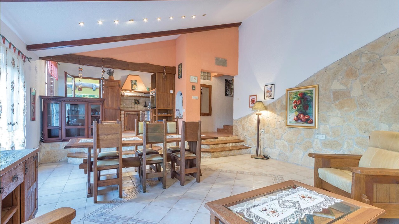 Photo of Bedroom in Loborika