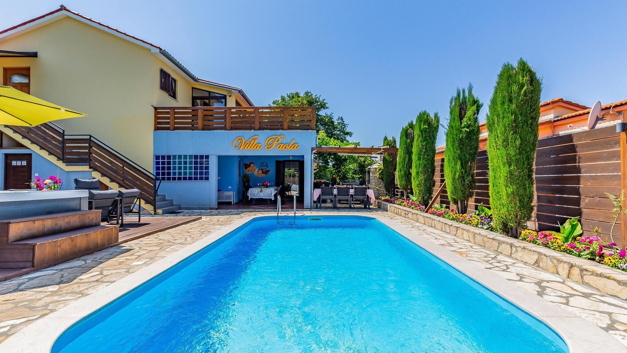 Photo of Outdoor in Loborika