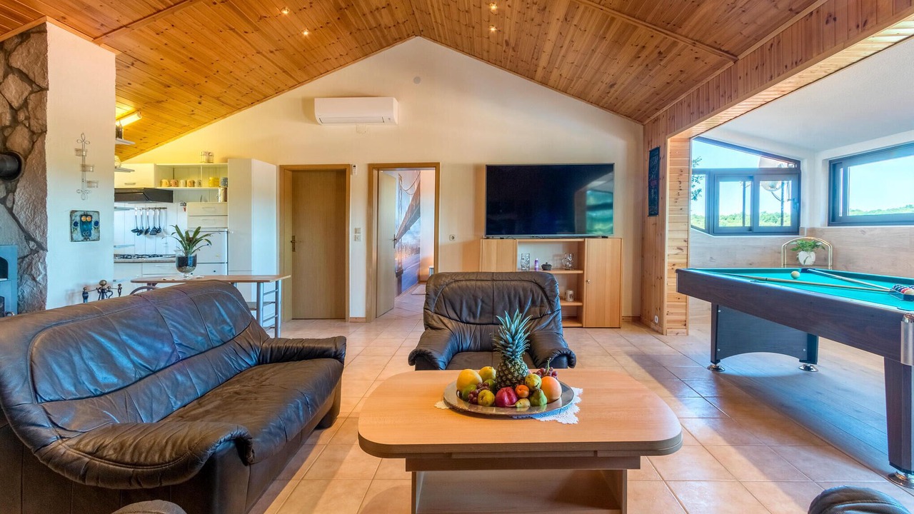 Photo of Bedroom in Loborika