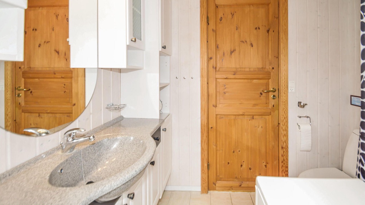 Photo of Bathroom in Brovst