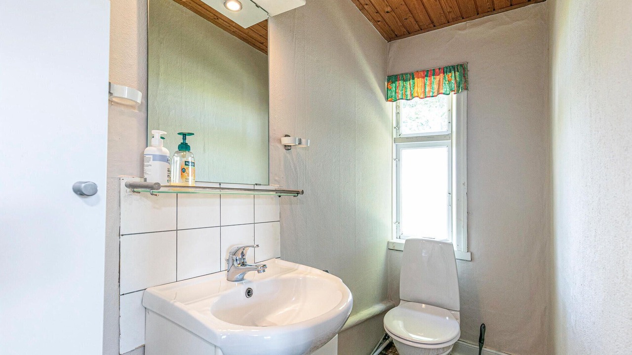 Photo of Bathroom in Akirkeby