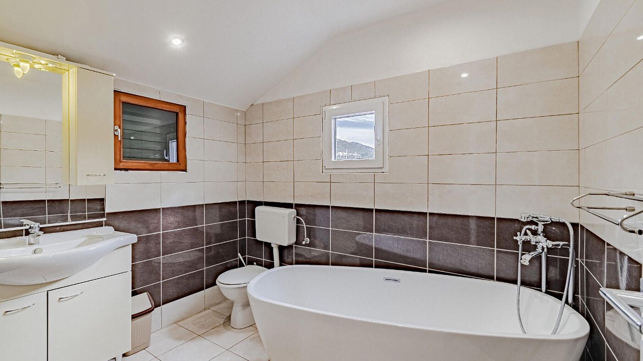 Photo of Bathroom in Postup